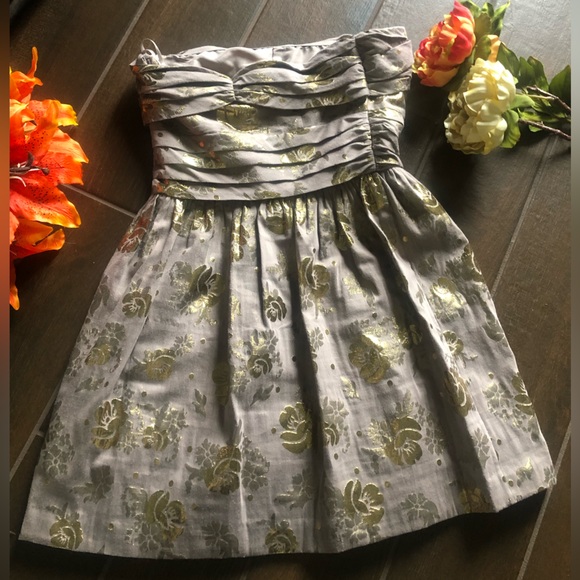 NYE strapless Juicy couture grey and gold metallic y2k - Picture 9 of 14